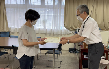 永年勤続表彰授与式の様子